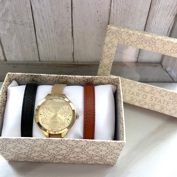 Altar'd State watch set Gold watch multiple leather bands - Picture 1 of 5
